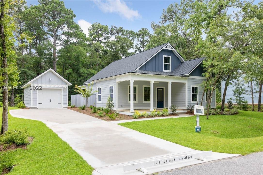 18 Faculty Drive - Photo 1