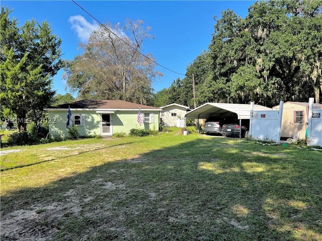 427 Mariners Way - Photo 1