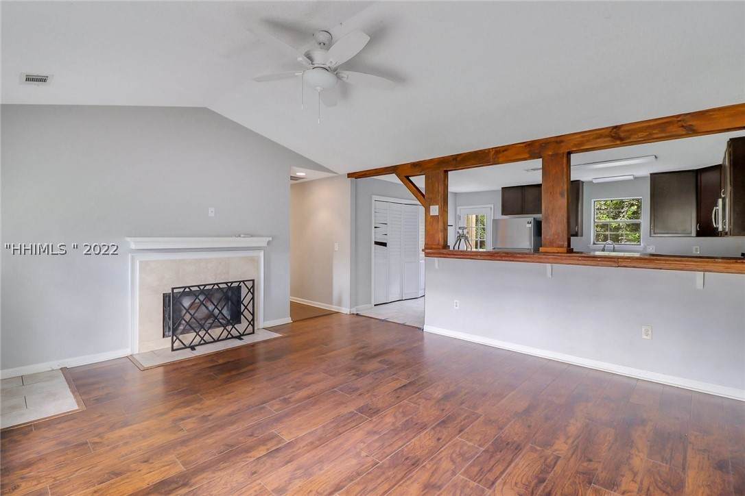 44 Sugaree Drive - Photo 1