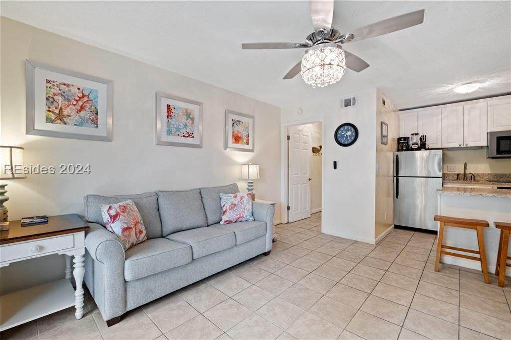 4 Forest Beach Drive - Photo 1