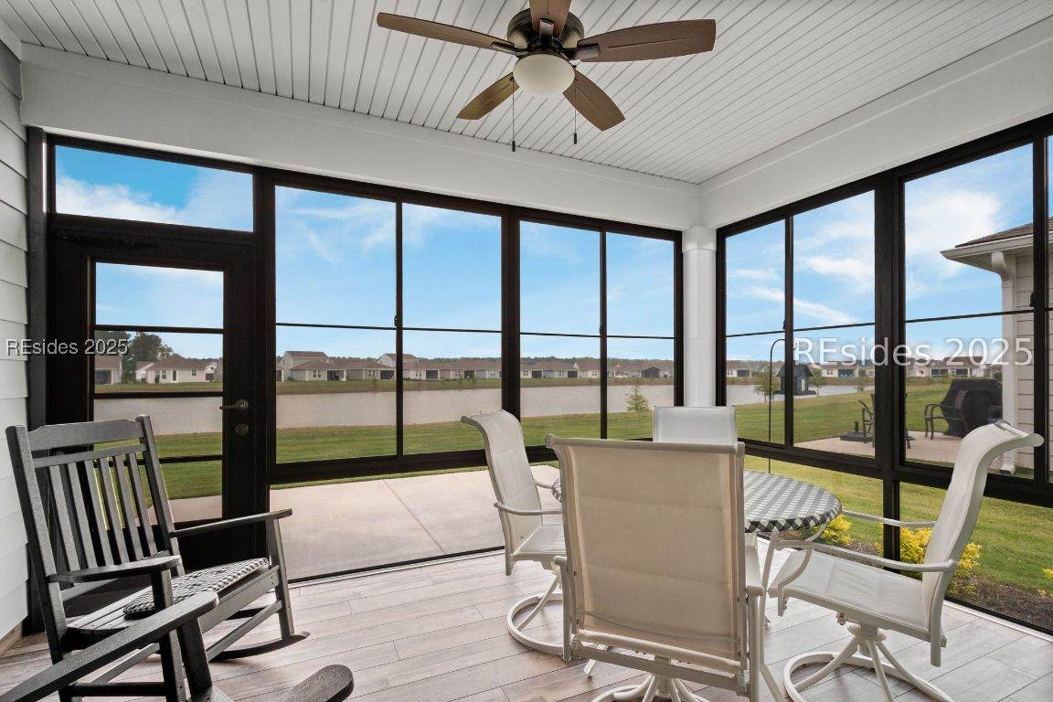 1322 Sunfish Way - Photo 1