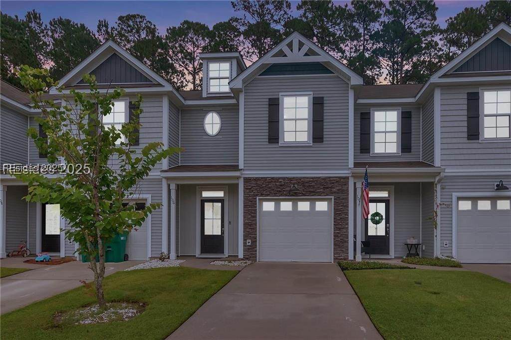 106 Brickway Street - Photo 1