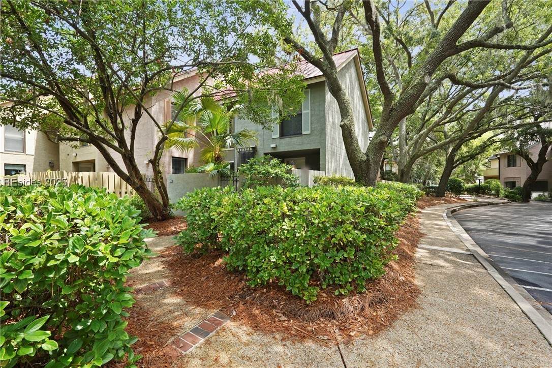 6 Lighthouse Lane - Photo 1