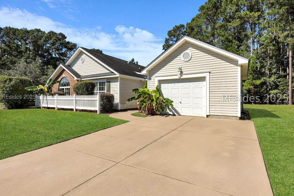 11 Savannah Oak Drive - Photo 1