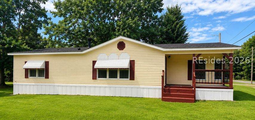 401 Amelia Street - Photo 1
