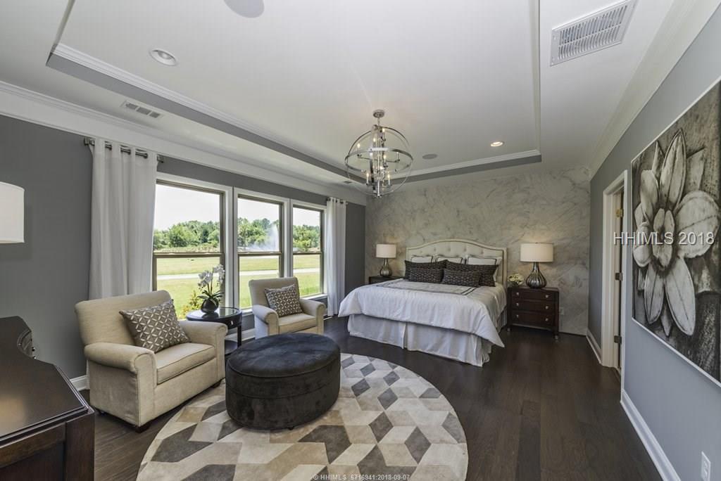 40 Heathrow Avenue - Photo 1