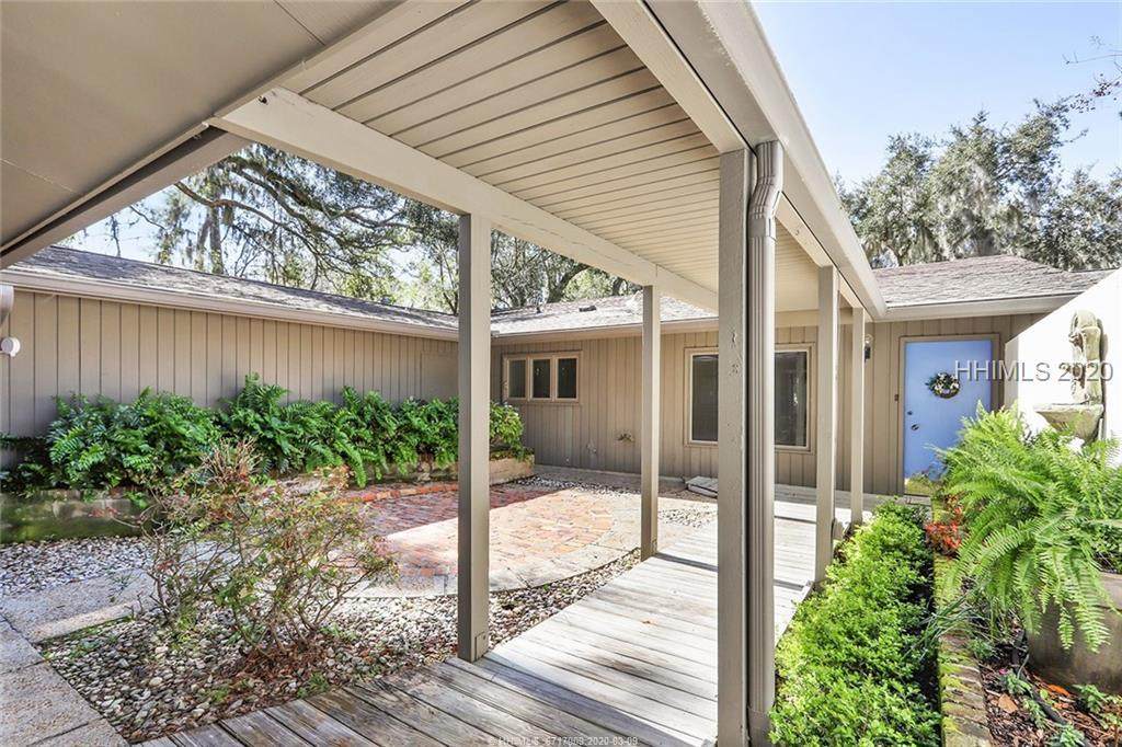 212 Greenwood Drive - Photo 1 212 Greenwood Drive - Photo 1