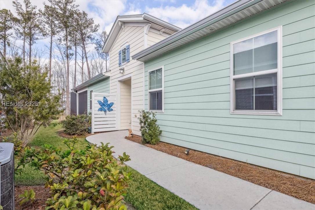 615 Beachcomber Boulevard - Photo 1