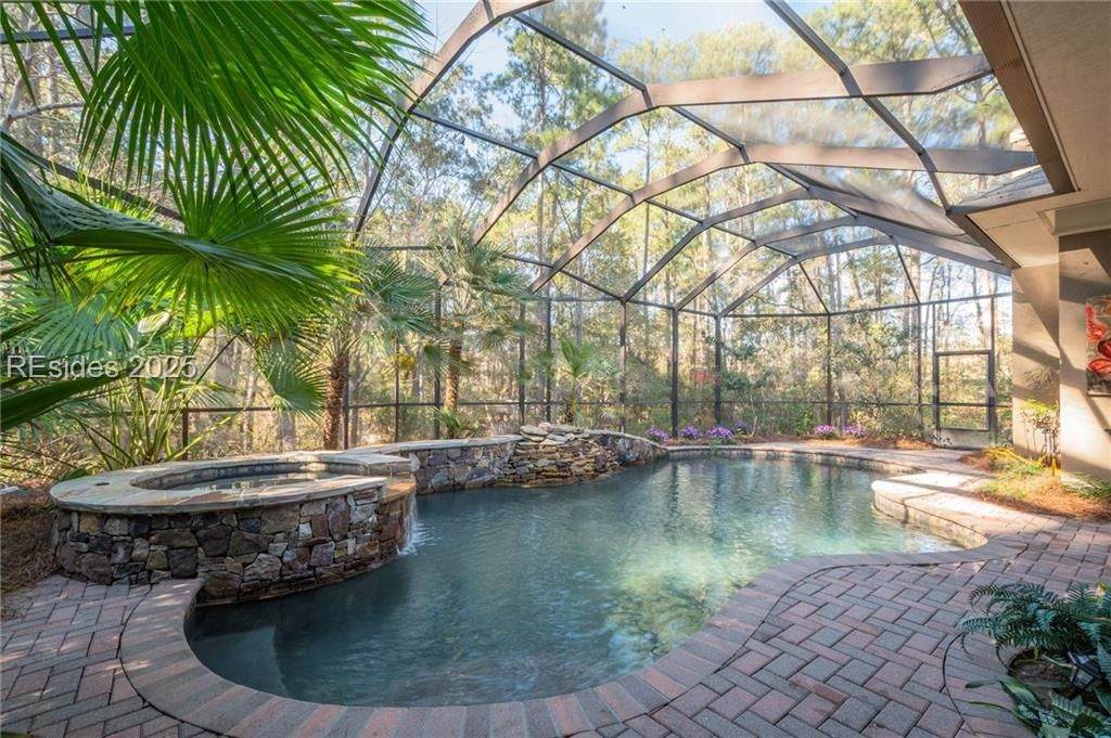 6 Litchfield Court - Photo 1