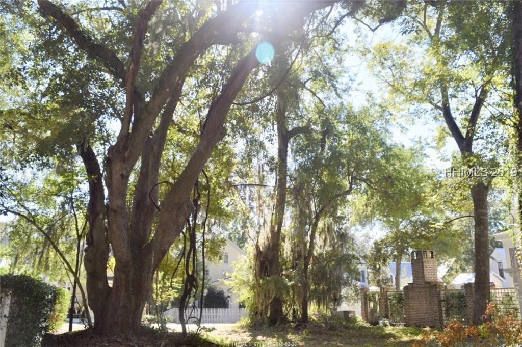 52 Grace Park - Photo 1
