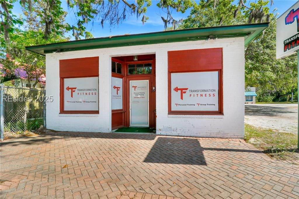 307 Main Street - Photo 1