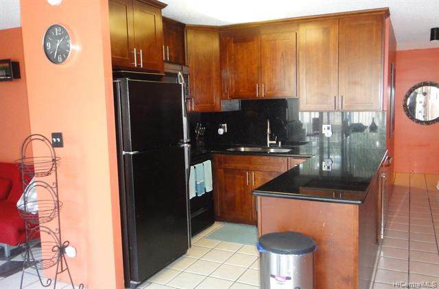 2115 Ala Wai Boulevard - Photo 1