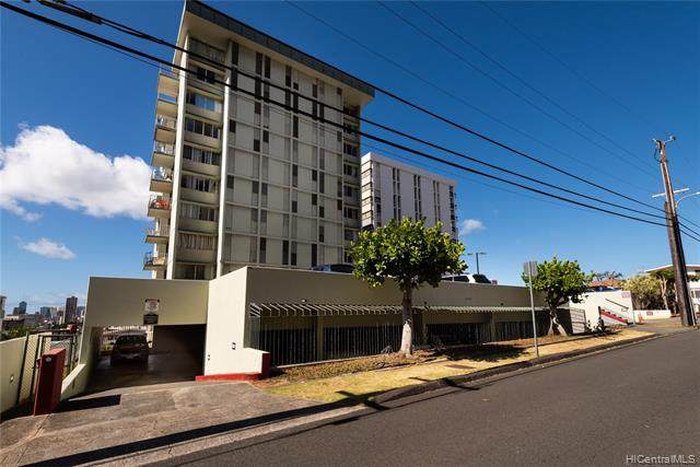 1069 Spencer Street - Photo 1
