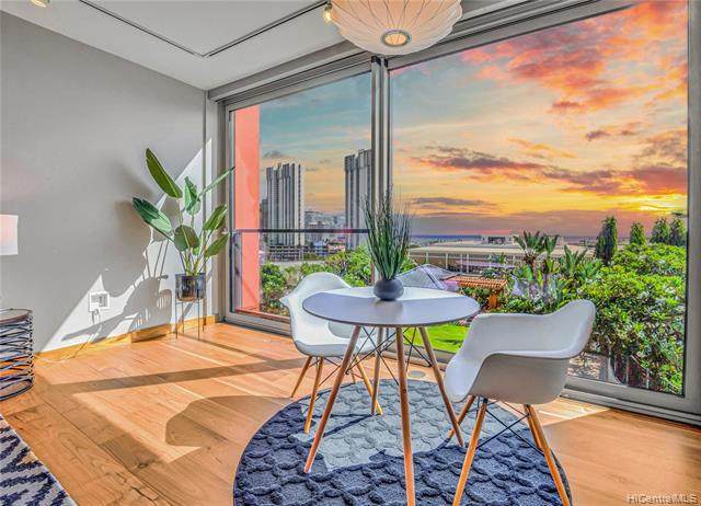 1555 Kapiolani Boulevard - Photo 1