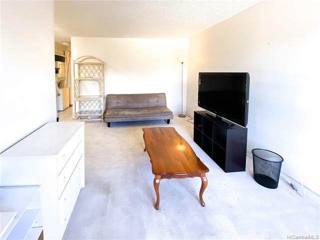1670 Kalakaua Avenue - Photo 1