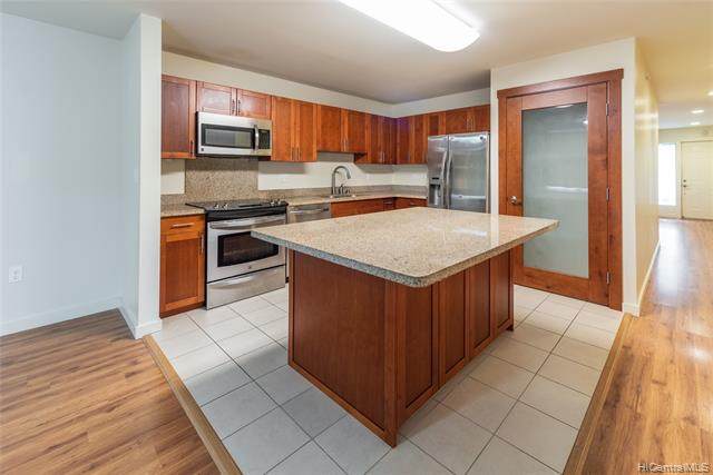 95-060 Waikalani Drive - Photo 1