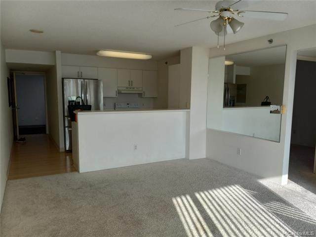1448 Young Street - Photo 1