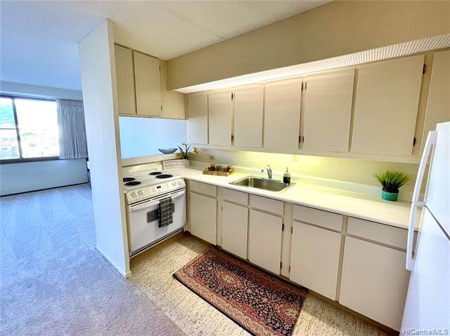 2333 Kapiolani Boulevard - Photo 1