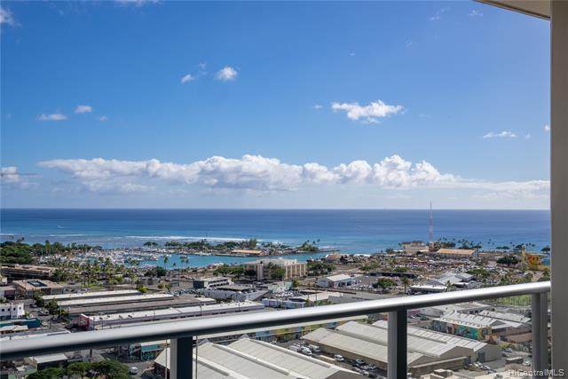 555 South Street - Photo 1