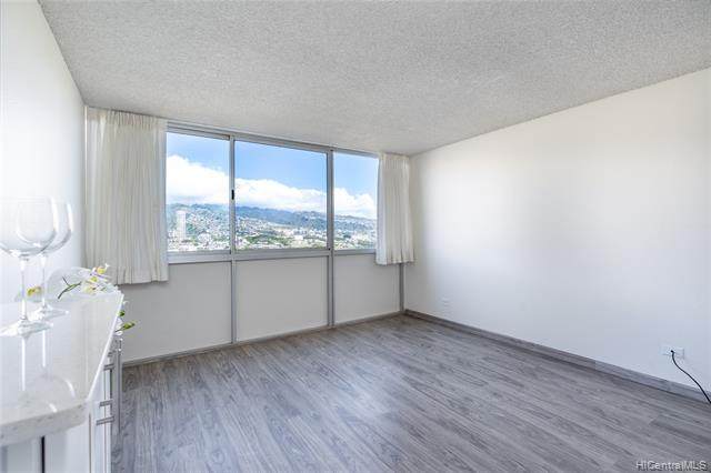 2211 Ala Wai Boulevard - Photo 1