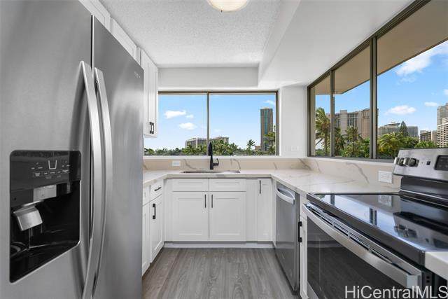 419 Keoniana Street - Photo 1