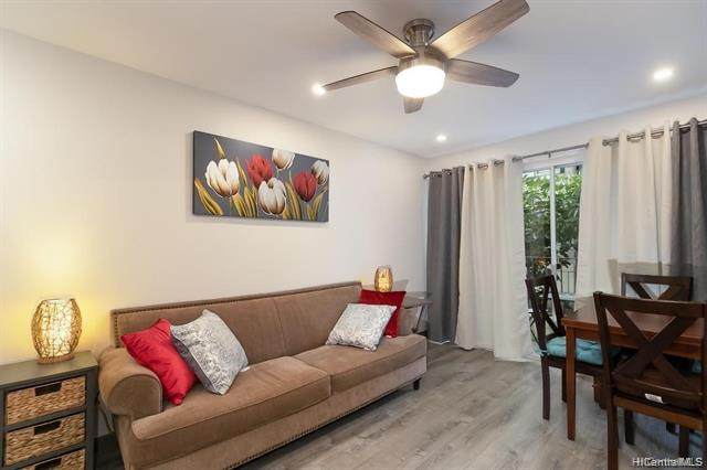 222 Kaiulani Avenue - Photo 1