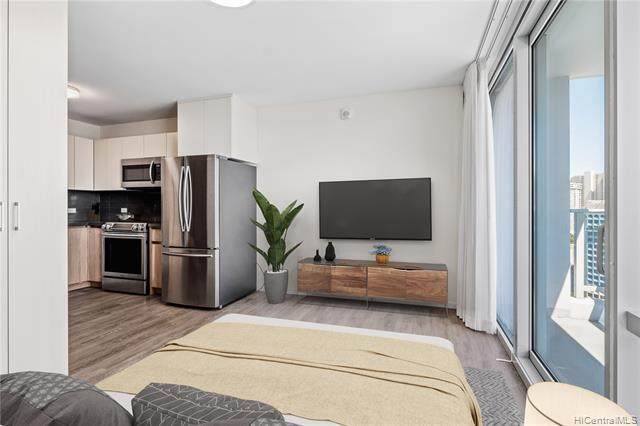 1631 Kapiolani Boulevard - Photo 1