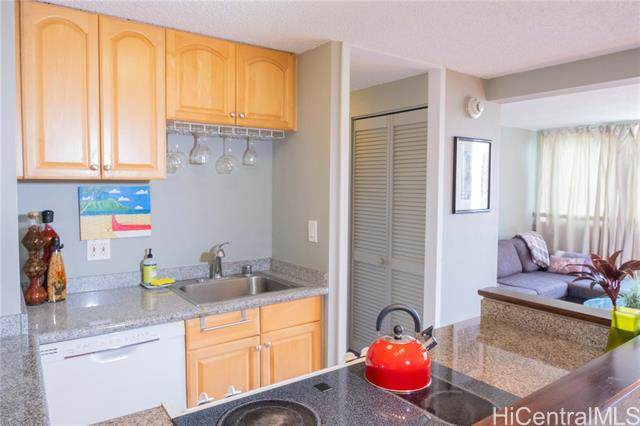 445 Seaside Avenue - Photo 1
