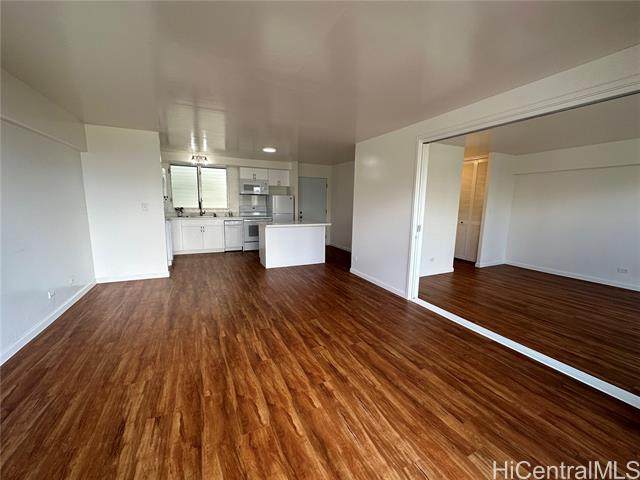 2937 Kalakaua Avenue - Photo 1