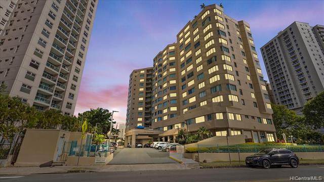 1314 Kalakaua Avenue - Photo 1