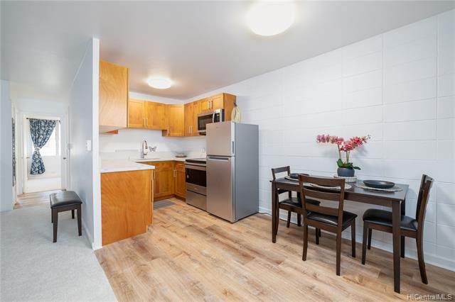 1209 School Street - Photo 1