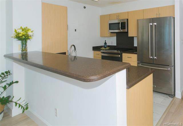 1448 Young Street - Photo 1
