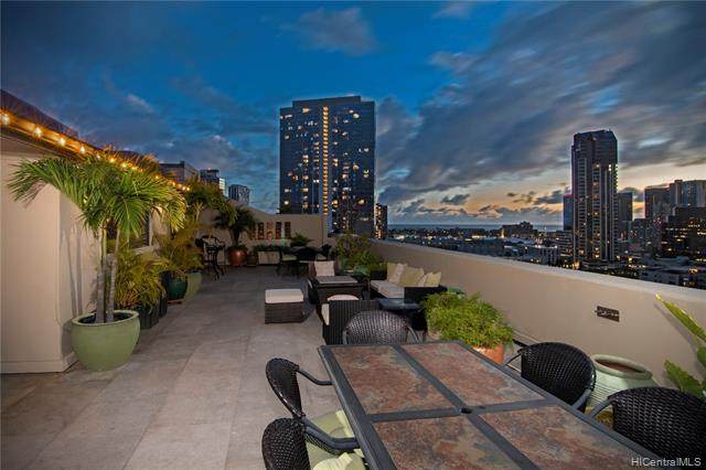 920 Ward Avenue - Photo 1