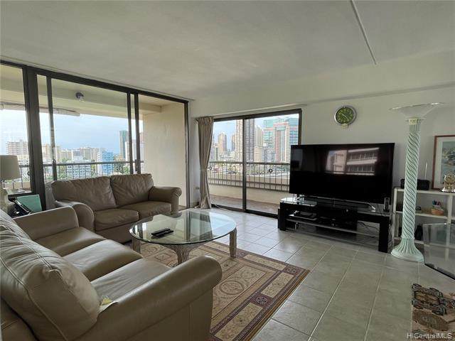 2333 Kapiolani Boulevard - Photo 1