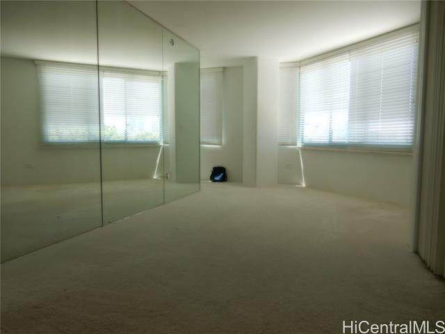 1314 Kalakaua Avenue - Photo 1