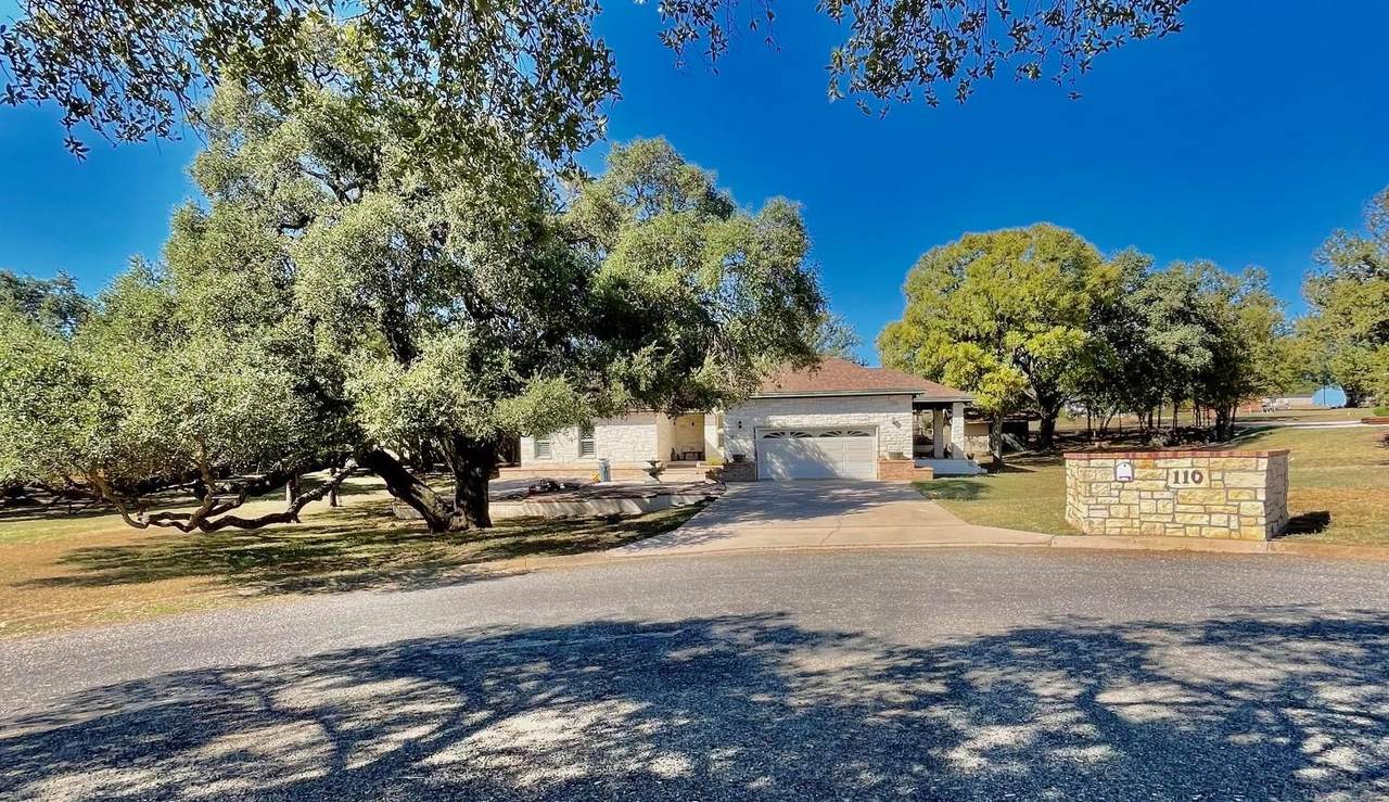 110 Llano Oaks Street - Photo 1