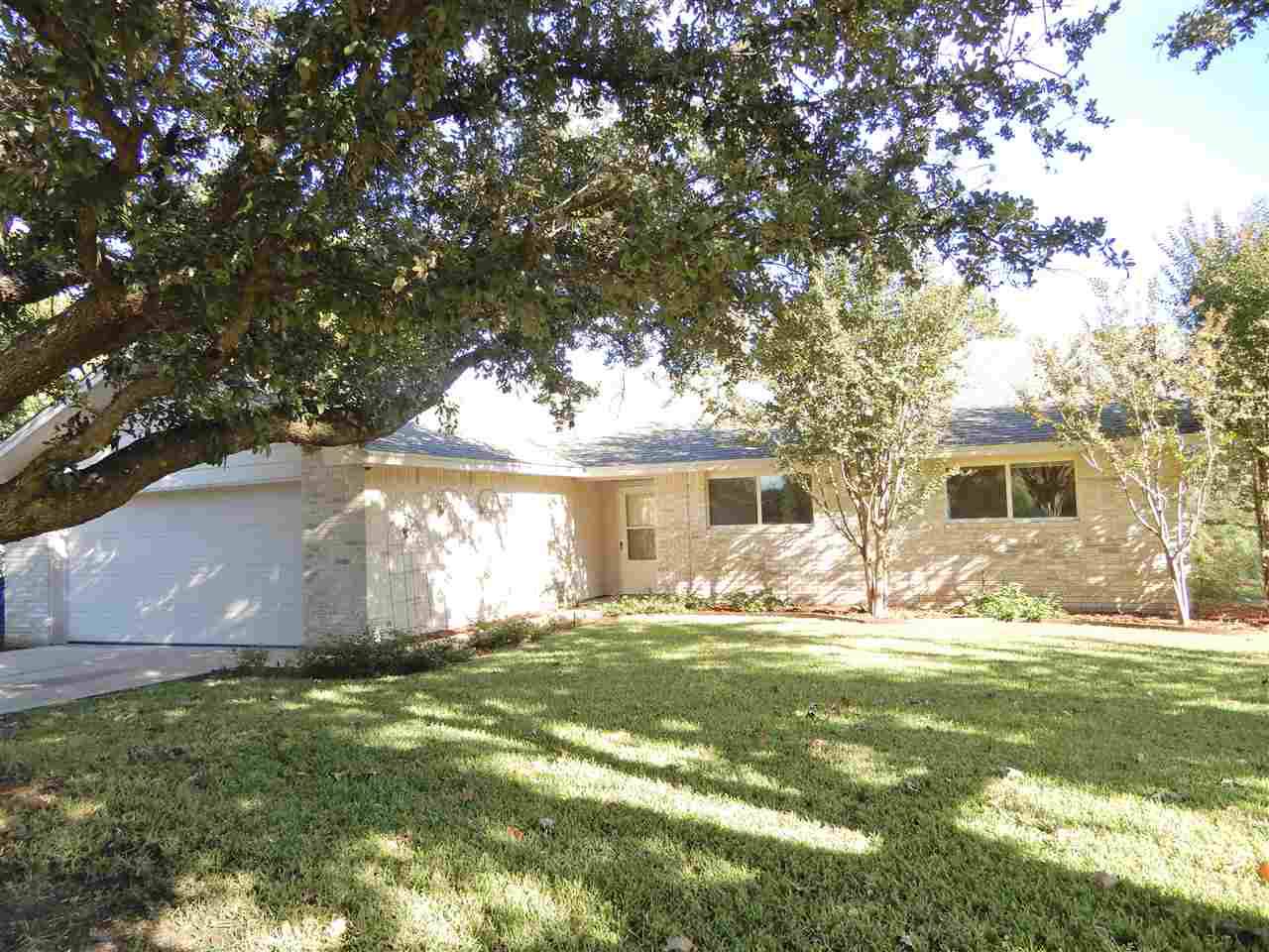 1517 Northwood Dr - Photo 1