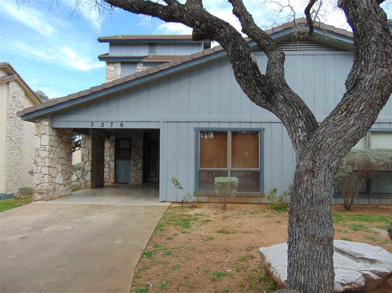 3076 Crestview - Photo 1