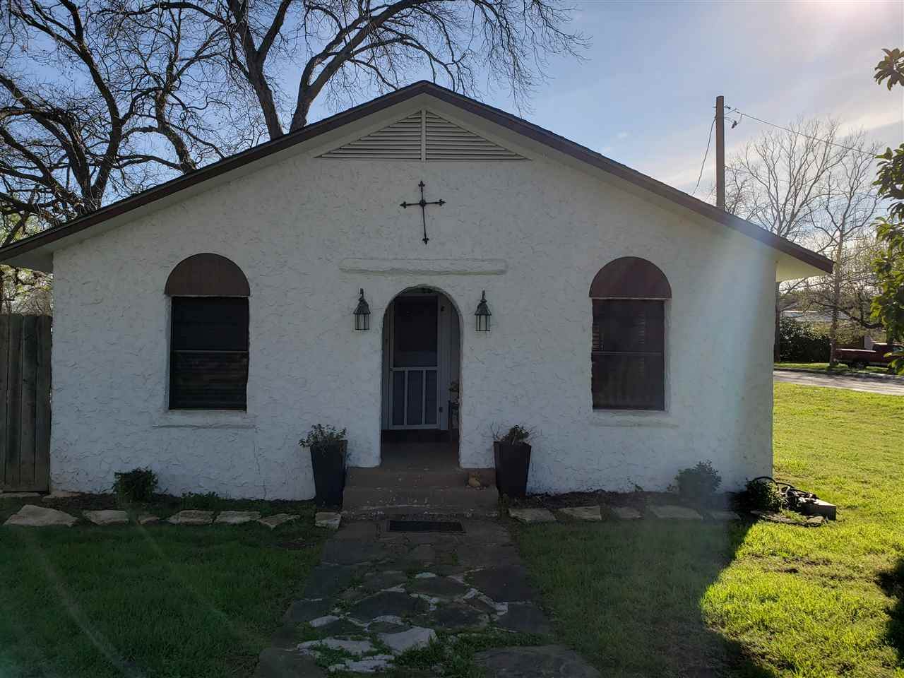1010 Colorado - Photo 1