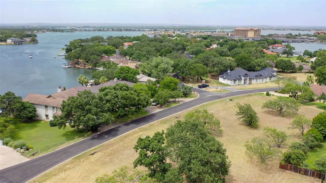 412 Hi Circle N - Photo 1