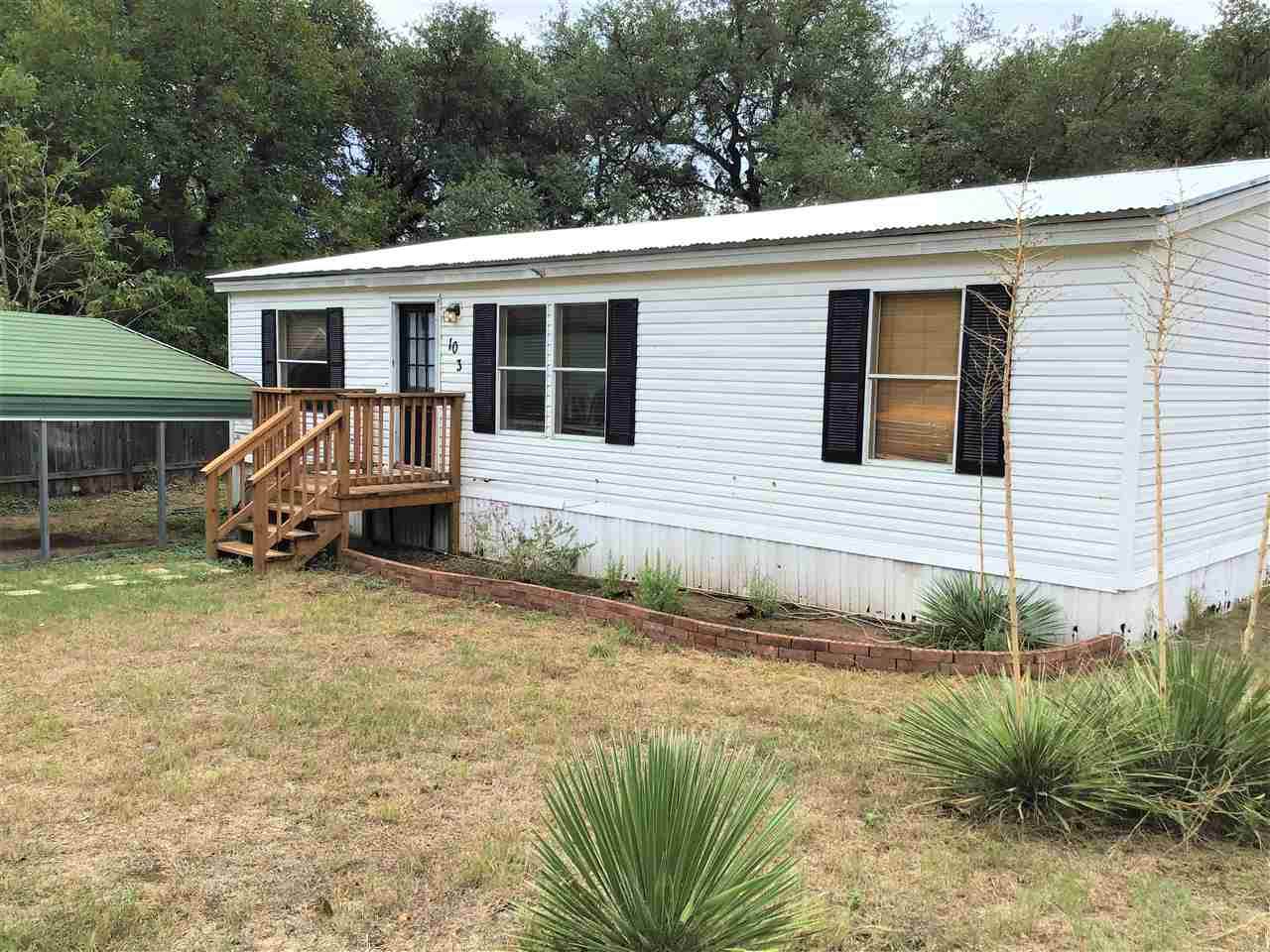 103 Singleton Drive - Photo 1