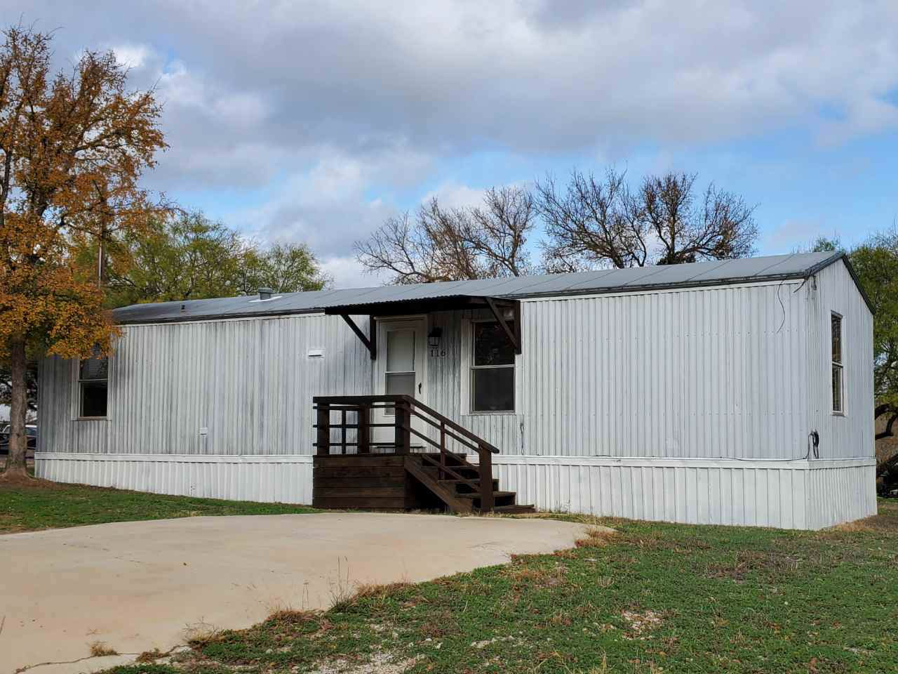 116 Seneca - Photo 1