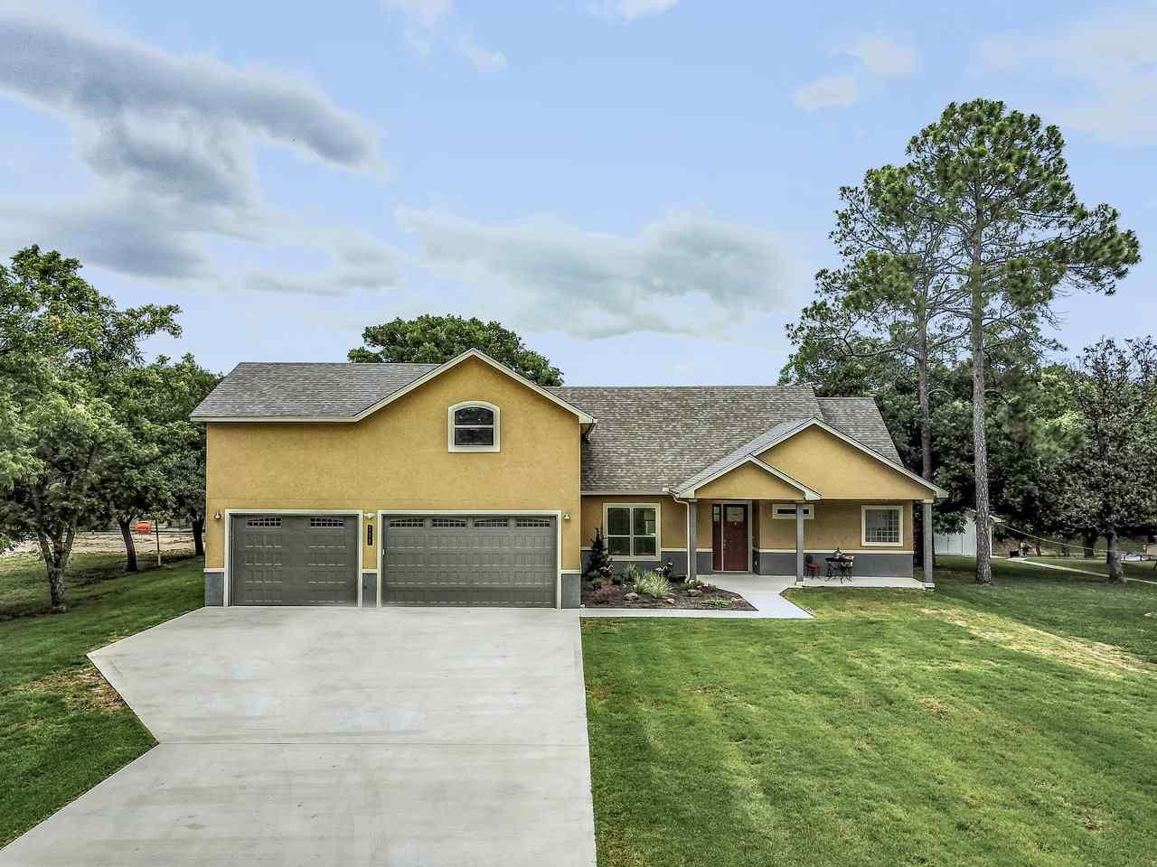 111 Chaparral Drive - Photo 1