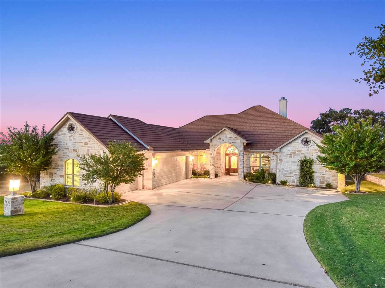 1627 Sapphire - Photo 1