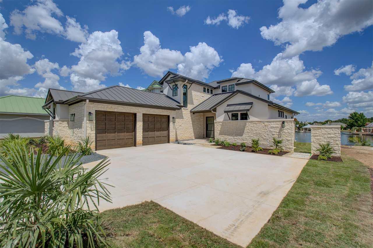 2507 Diagonal - Photo 1