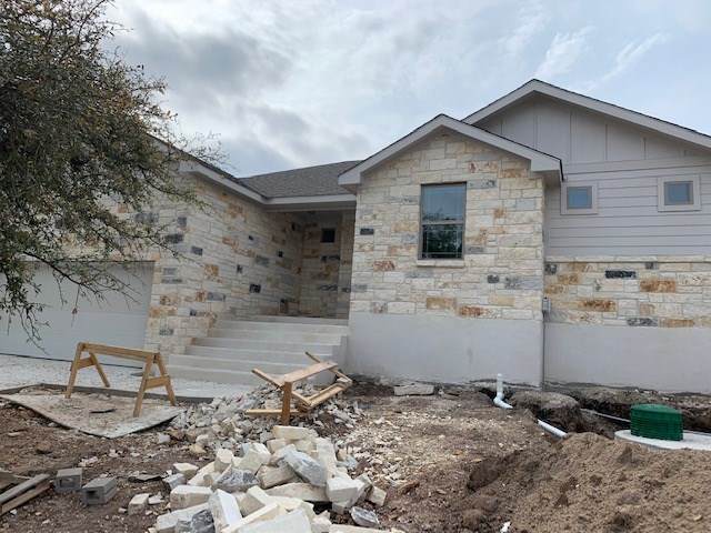 511 Taylor Dr - Photo 1