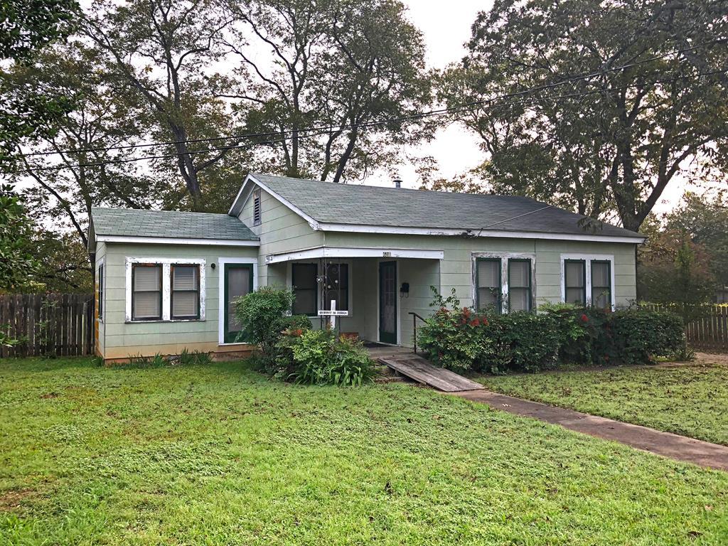 616 San Antonio St - Photo 1