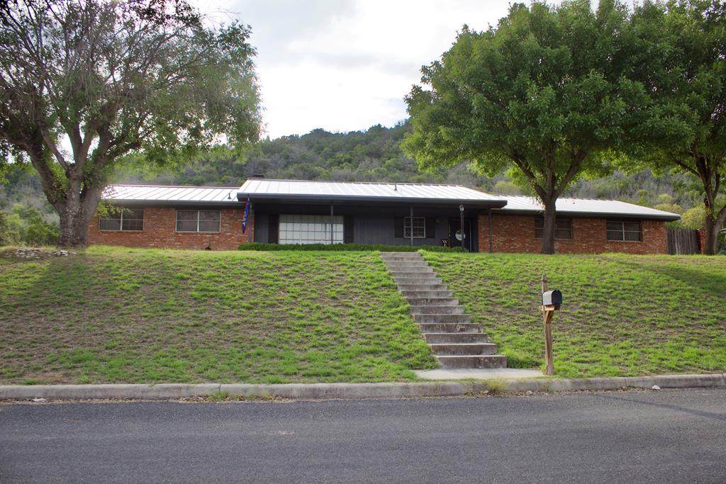 132 Bluebonnet - Photo 1