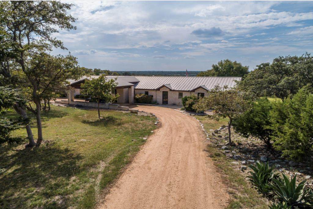 8938 Ranch Rd 965 - Photo 1
