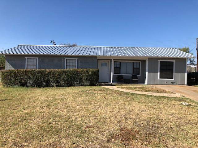 824 Bluebonnet - Photo 1